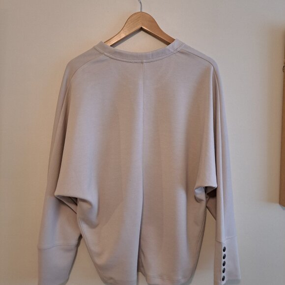 Cable & Gauge Studio Long Sleeve Top - Picture 2 of 5